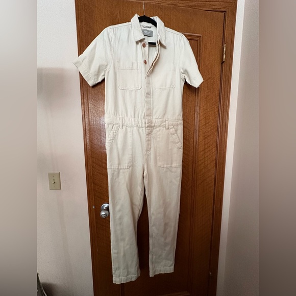 ✨Host Pick✨ EVERLANE The Supersoft Jean Coverall in Seeded Ecru Cream - Picture 9 of 12